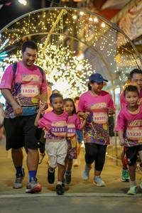 BIB: 18524, 16151, 18505, 15230
                            <button type="button" onclick="openModal(24741368)" class="btn btn-primary btn-sm float-right btn-popup" data-toggle="modal" data-target=".modal-high-quality">
                        <i class="fas fa-shopping-cart"></i> Add to Cart
                    </button>
                                            <button type="button" onclick="isThisMe(24741368, true)" class="btn btn-success btn-sm float-right btn-popup btn-isme hidden" data-toggle="tooltip" data-placement="bottom" title="นี่คือรูปของคุณใช่ไหม คลิกที่นี่เพื่อเอาเข้าอัลบั้ม">
                        <i class="fas fa-plus"></i> Add to album
                    </button>
                    <button type="button" onclick="isThisMe(24741368, false)" class="btn btn-warning btn-sm float-right btn-popup btn-isnotme hidden">
                        <i class="fas fa-ban"></i> Remove from album
                    </button>